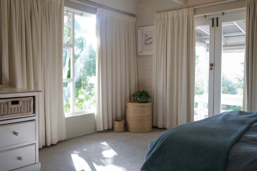 To Let 4 Bedroom Property for Rent in Bokkemanskloof Western Cape